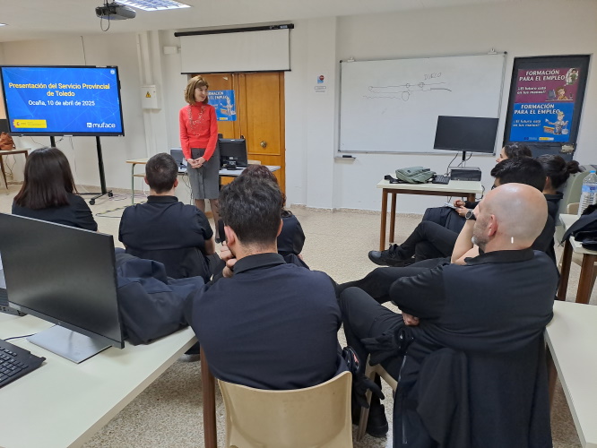 foto charla formativa sobre el subsidio de Incapacidad Temporal Toledo