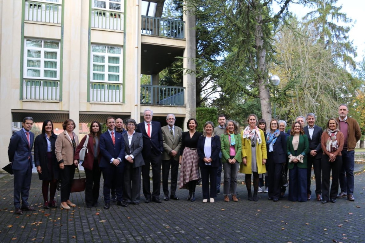 Foto de familia tras la reunión