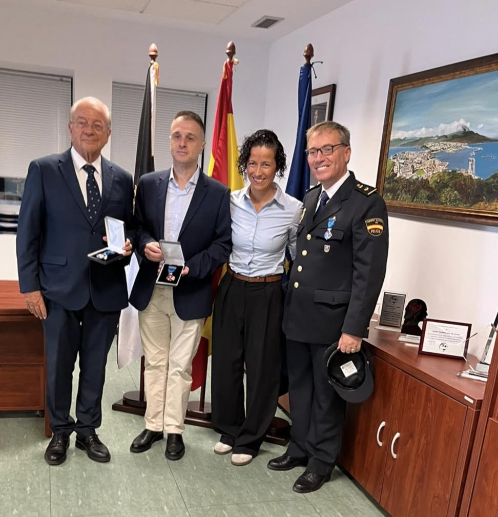 De Izq a Dcha, el titular del Juzgado de Vigilancia Penitenciaria, Aldo Fernández, la directora del Centro Penitenciario de Ceuta y el Inspector Jefe de Seguridad Ciudadana