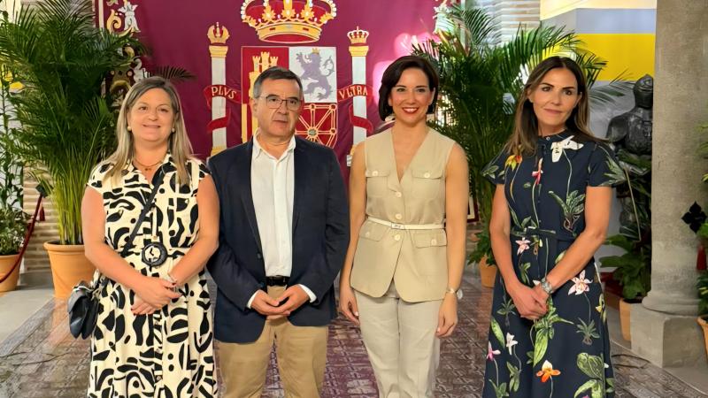 Foto de la reunión para la implantación de la receta electrónica concertada en Castilla-La Mancha