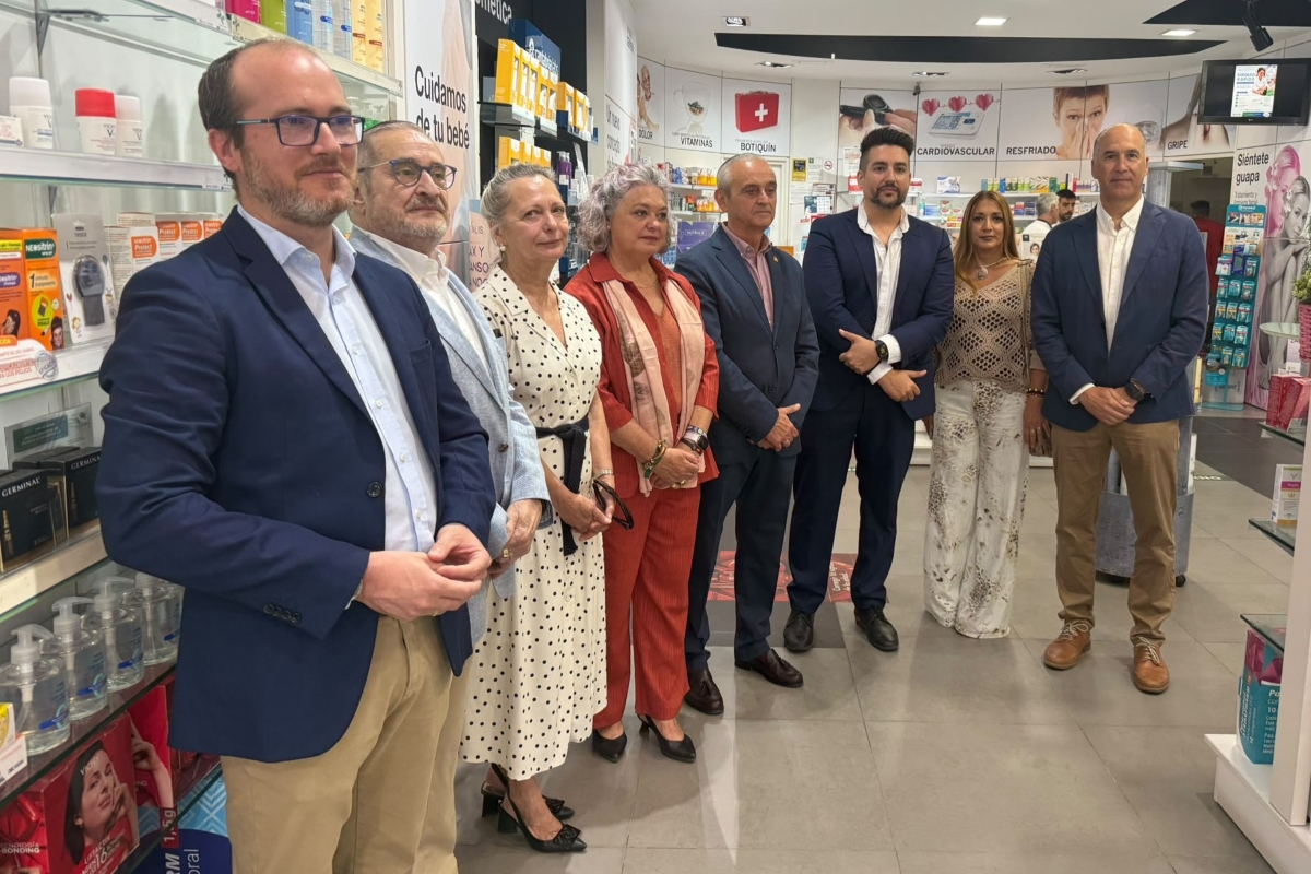 Acto de primera dispensación de e-receta en Cádiz
