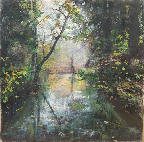 Primer premio del Concurso de pintura de BBVA, Título: Río Duero en Soria, Es una pintura de un paisaje natural del Río duero rodeado de árboles y vegetación densa. La luz entra suavemente entre las ramas, reflejándose en el agua y creando un ambiente tranquilo y ligeramente brumoso. 