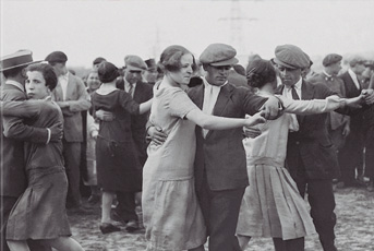 Exposción Alfonso. Cuidado con la memoria